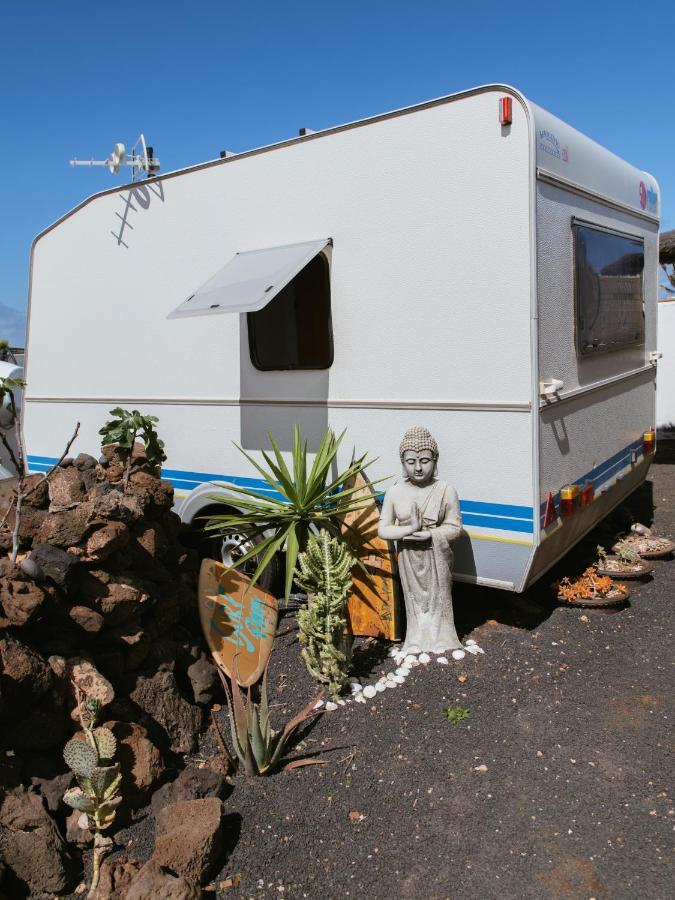 Glamping Caravan Lanzarote Тинахо Екстериор снимка