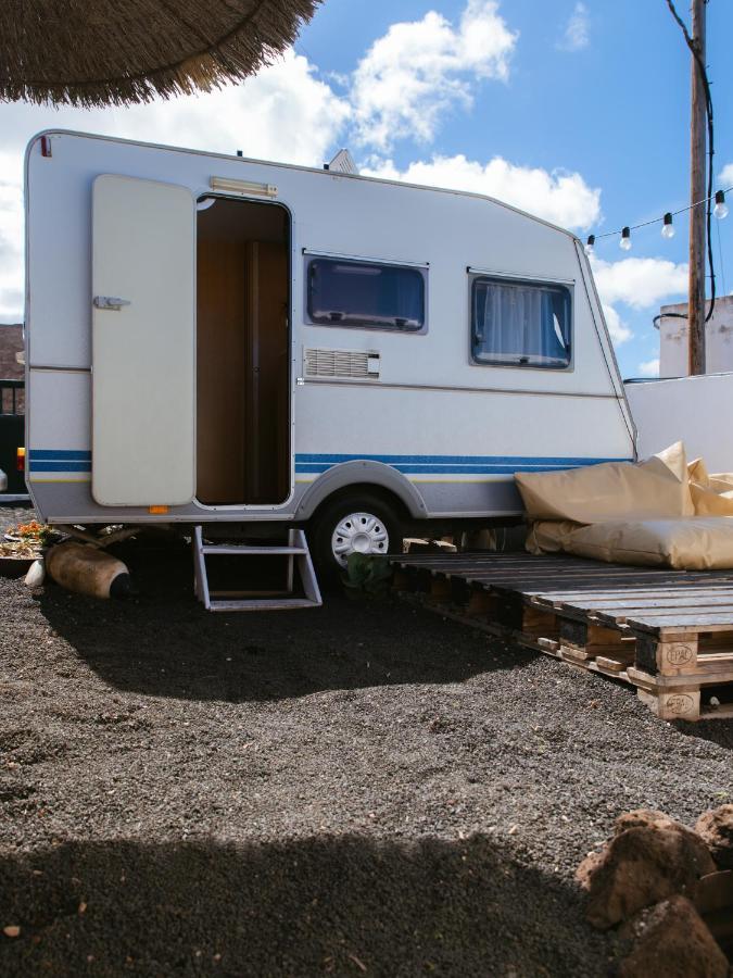 Glamping Caravan Lanzarote Тинахо Екстериор снимка
